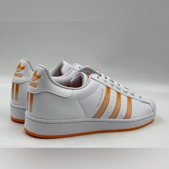 Adidas Superstar Mens 11 Casual Retro Shoe White Orange Sneaker Trainer NWOB - Picture 1 of 9